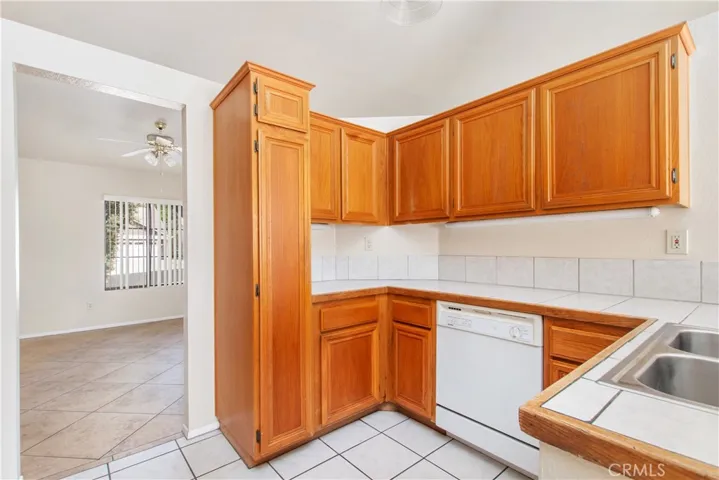 33692 Great Falls Road, Wildomar, California 92595