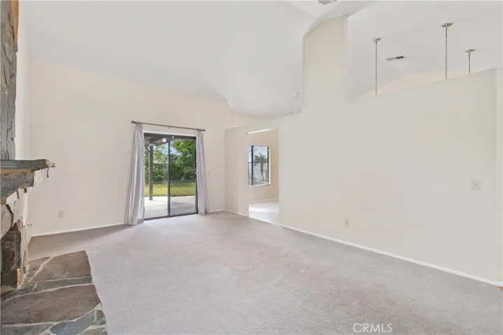 33692 Great Falls Road, Wildomar, California 92595
