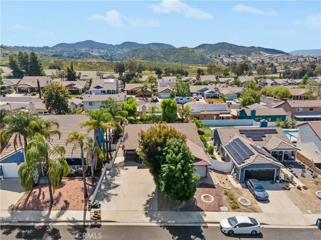 33692 Great Falls Road, Wildomar, California 92595