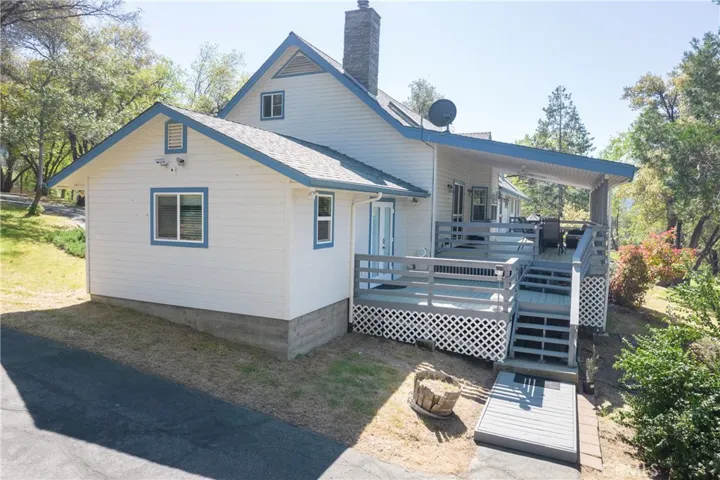 41041 Jean Road W, Oakhurst, California 93644