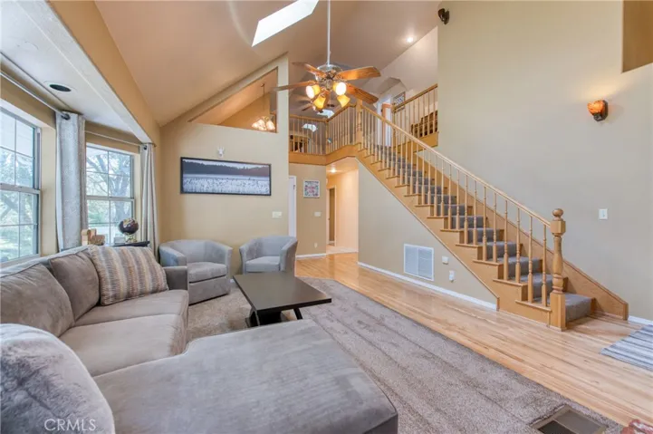 41041 Jean Road W, Oakhurst, California 93644