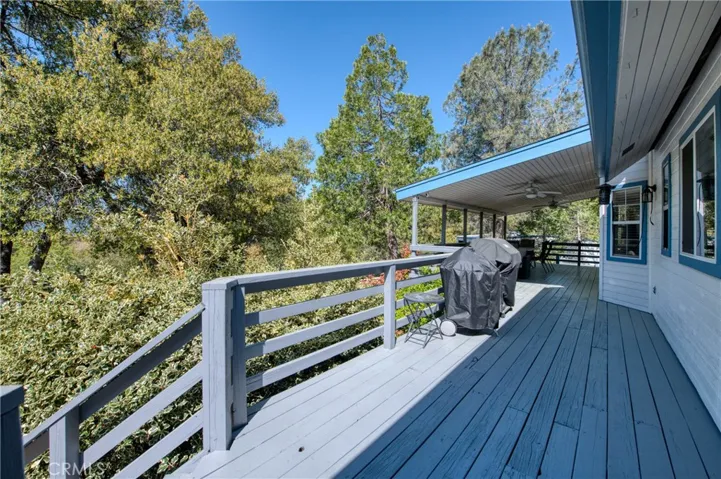 41041 Jean Road W, Oakhurst, California 93644
