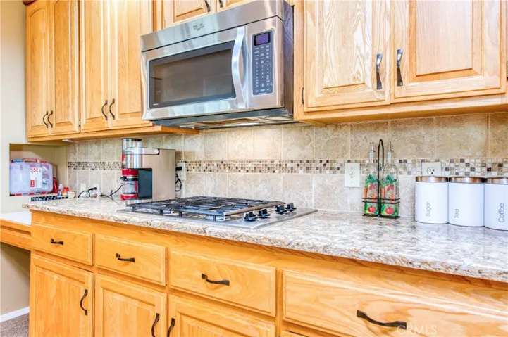 41041 Jean Road W, Oakhurst, California 93644