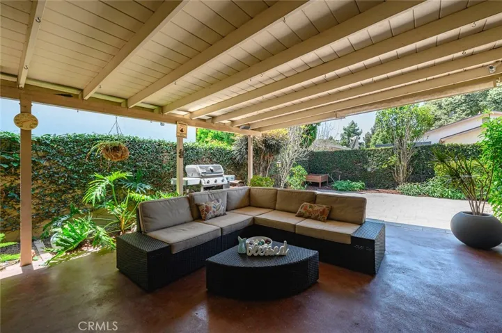 19607 Ray Circle, Cerritos, California 90703