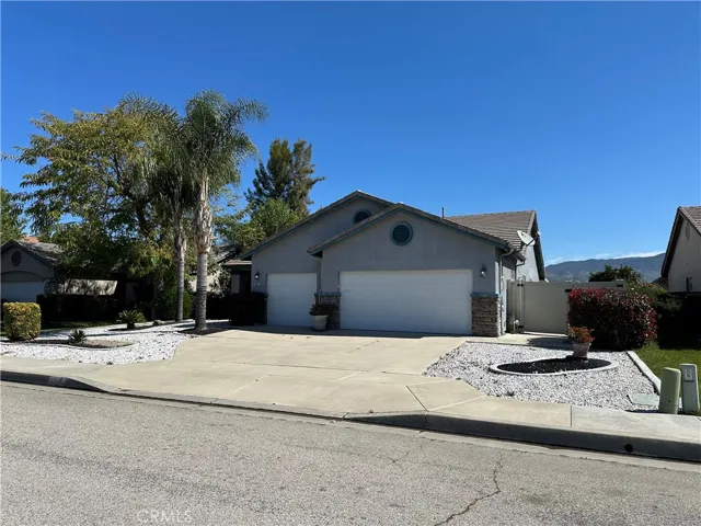 2037 Saint Emilion Lane, San Jacinto, California 92583
