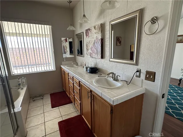 2037 Saint Emilion Lane, San Jacinto, California 92583