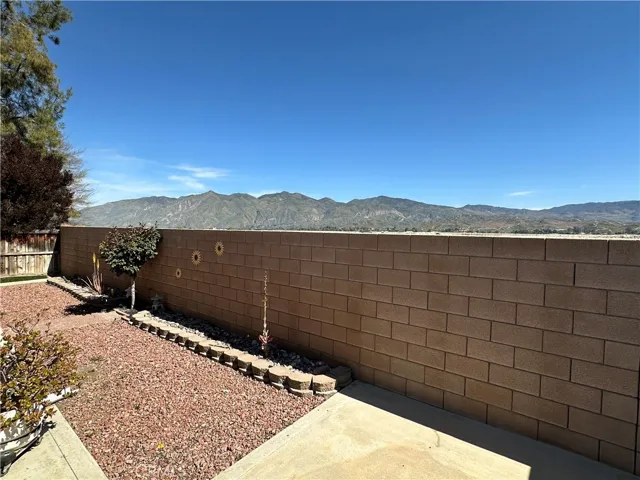 2037 Saint Emilion Lane, San Jacinto, California 92583