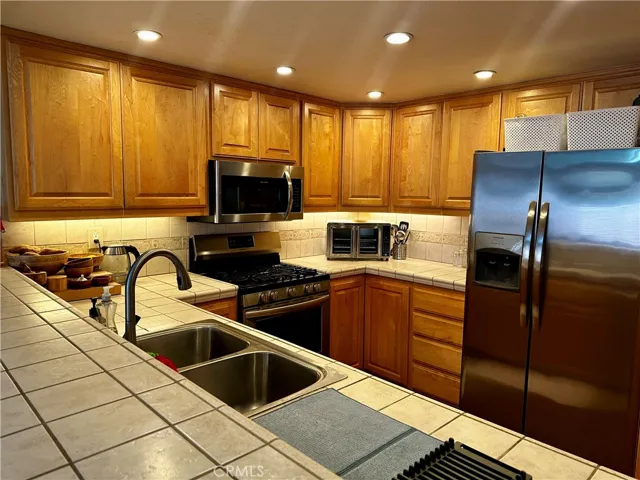 630 Artisan Road, Newbury Park, California 91320