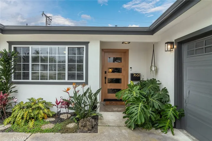 7662 Quebec Drive, Huntington Beach, California 92648