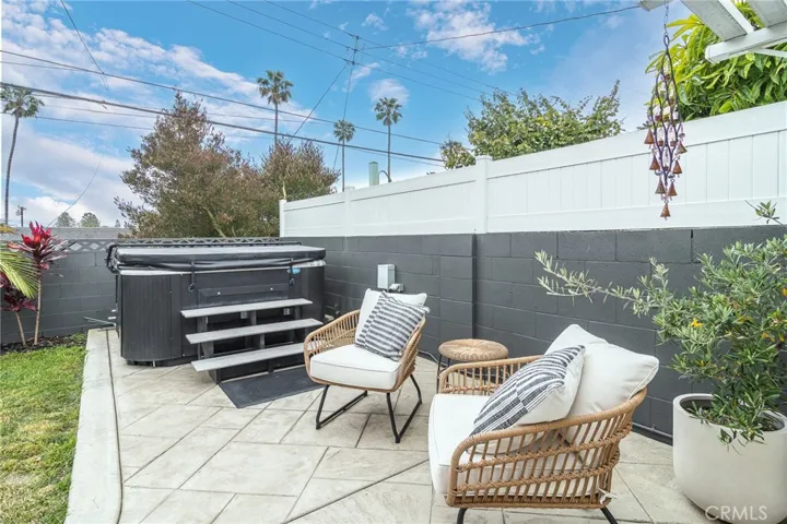 7662 Quebec Drive, Huntington Beach, California 92648