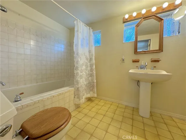 Full Bath With Cool Tile