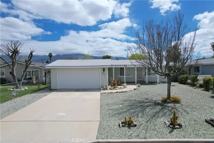 Beautiful Manufactured Home!