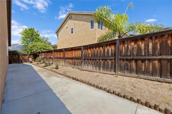 1072 Garrett Way, San Jacinto, California 92583