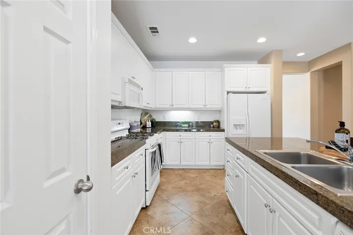 1072 Garrett Way, San Jacinto, California 92583