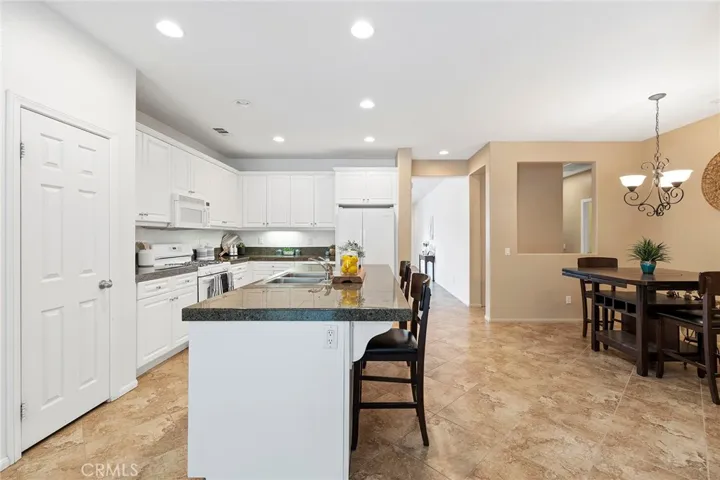1072 Garrett Way, San Jacinto, California 92583