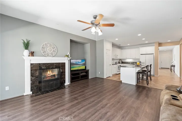 1072 Garrett Way, San Jacinto, California 92583