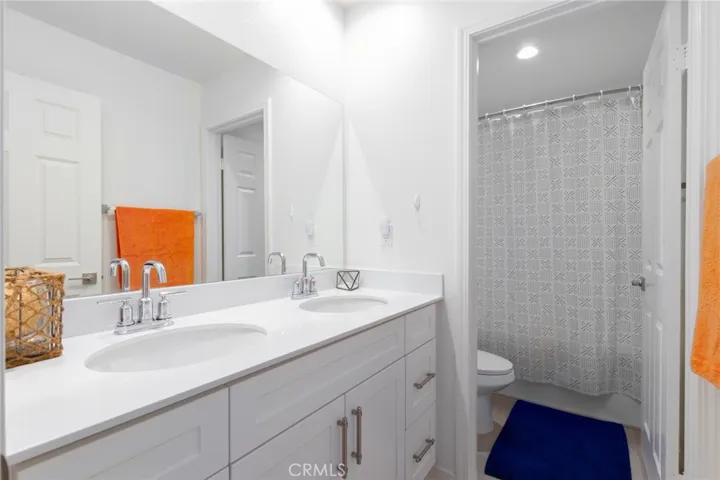 28384 Abbey Lane, Menifee, California 92585