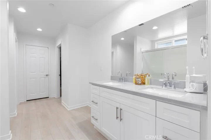 28384 Abbey Lane, Menifee, California 92585