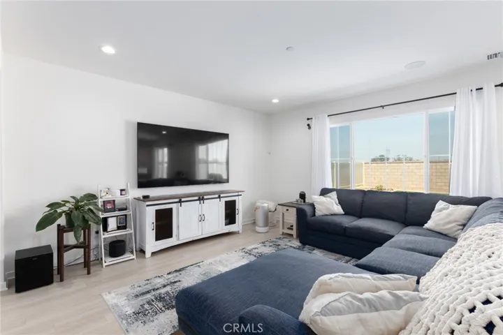 28384 Abbey Lane, Menifee, California 92585