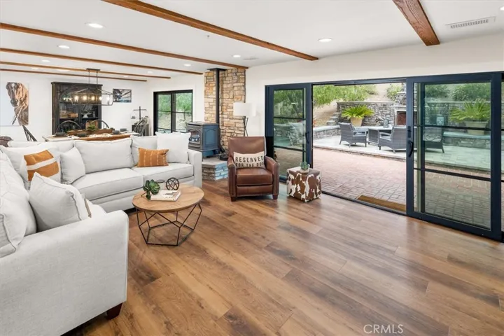 13580 Summit Knoll Road, Agua Dulce, California 91390