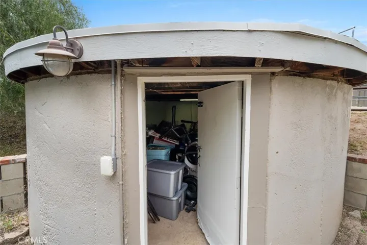 13580 Summit Knoll Road, Agua Dulce, California 91390