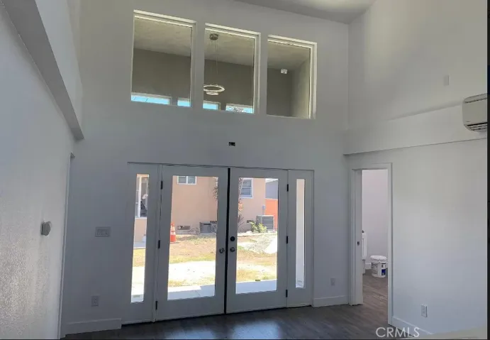 339 E Everett Place, Orange, California 92867