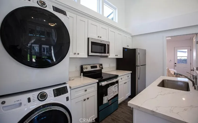 339 E Everett Place, Orange, California 92867