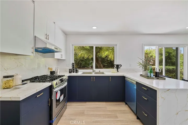6936 Kings Harbor Drive, Rancho Palos Verdes, California 90275