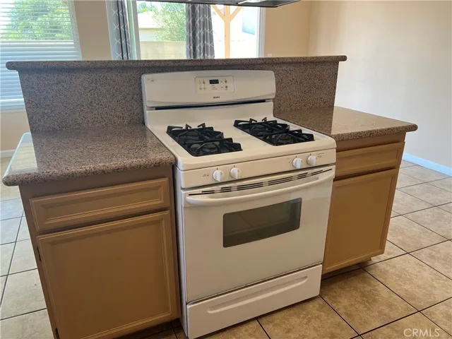 26993 Pinckney Way, Menifee, California 92586