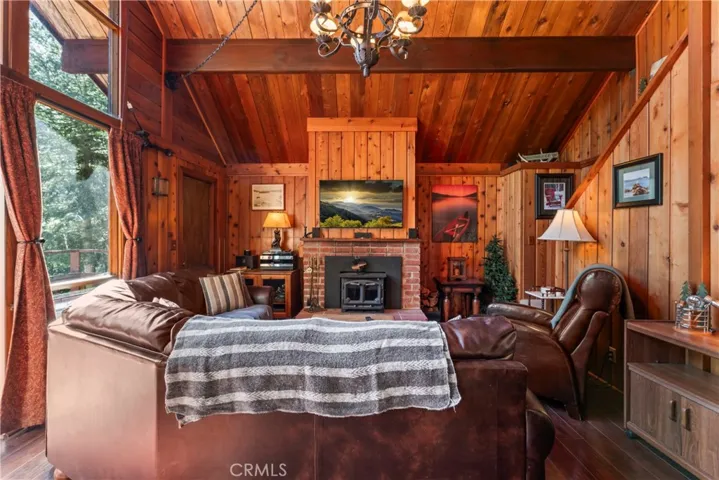 288 Alder Creek Road, Cedarpines Park, California 92322