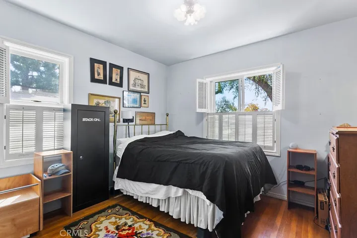1019 Fairbrook Lane, Santa Ana, California 92706