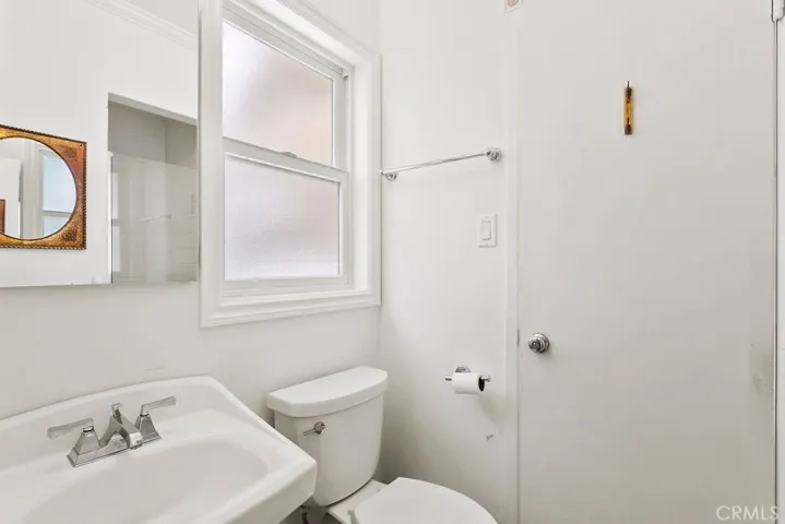 1019 Fairbrook Lane, Santa Ana, California 92706