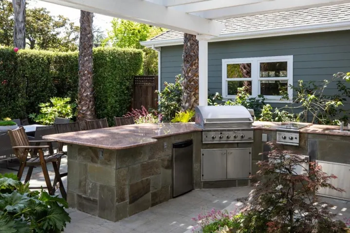 3707 La Calle Court, Palo Alto, California 94306