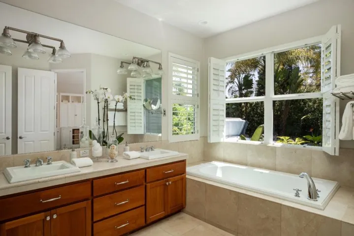 3707 La Calle Court, Palo Alto, California 94306