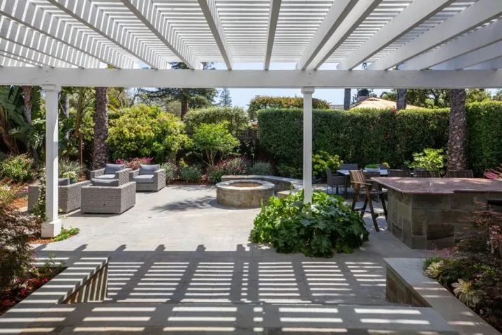 3707 La Calle Court, Palo Alto, California 94306