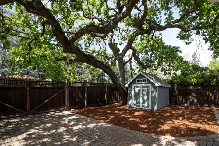 3707 La Calle Court, Palo Alto, California 94306