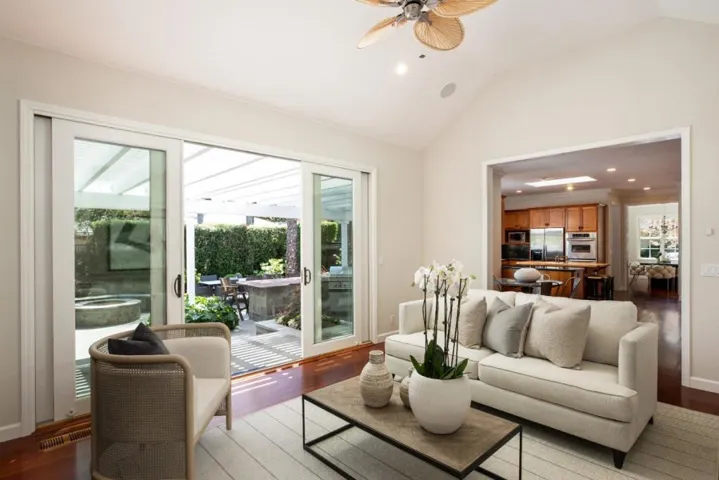 3707 La Calle Court, Palo Alto, California 94306