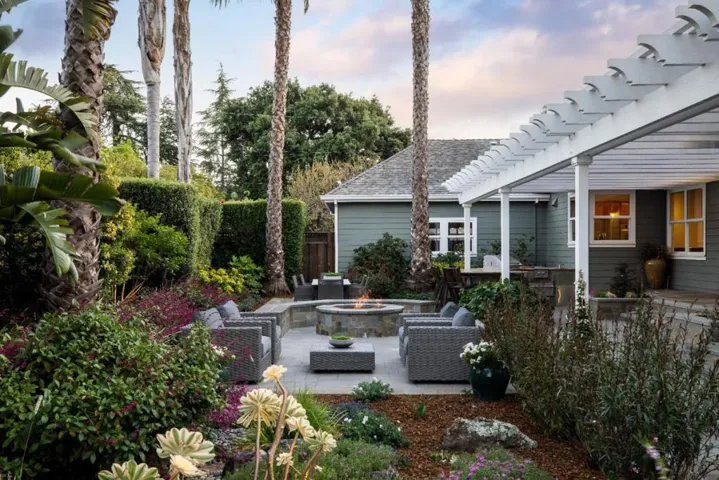 3707 La Calle Court, Palo Alto, California 94306