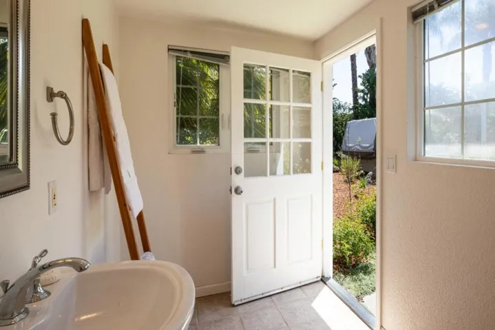 3707 La Calle Court, Palo Alto, California 94306