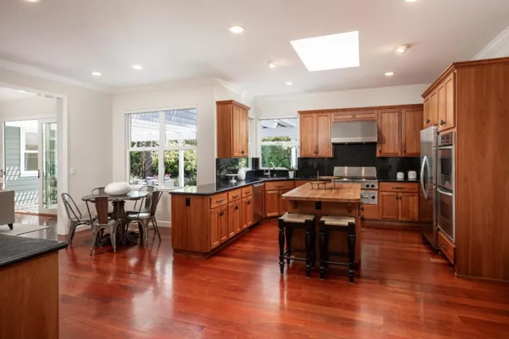 3707 La Calle Court, Palo Alto, California 94306
