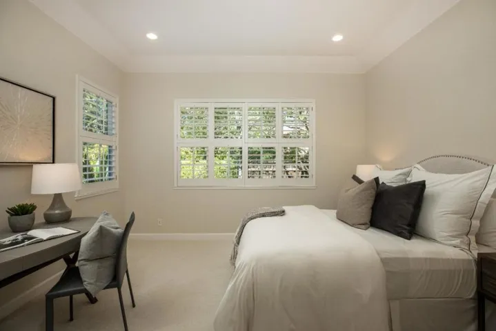 3707 La Calle Court, Palo Alto, California 94306