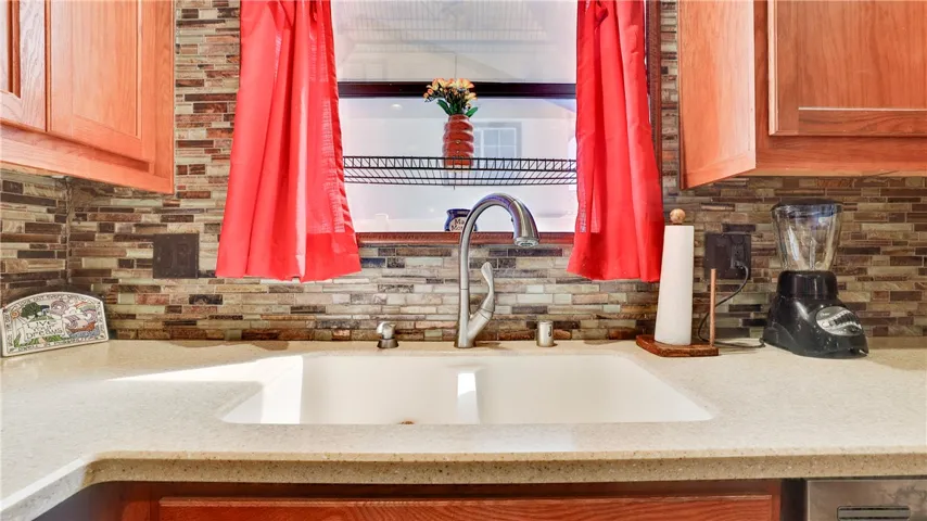 Kitchen Sink, Backsplash & Window