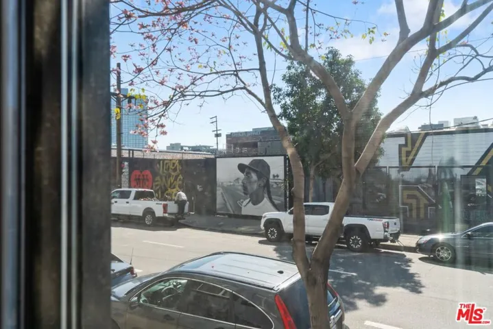 825 E 4th Street 109, Los Angeles, California 90013