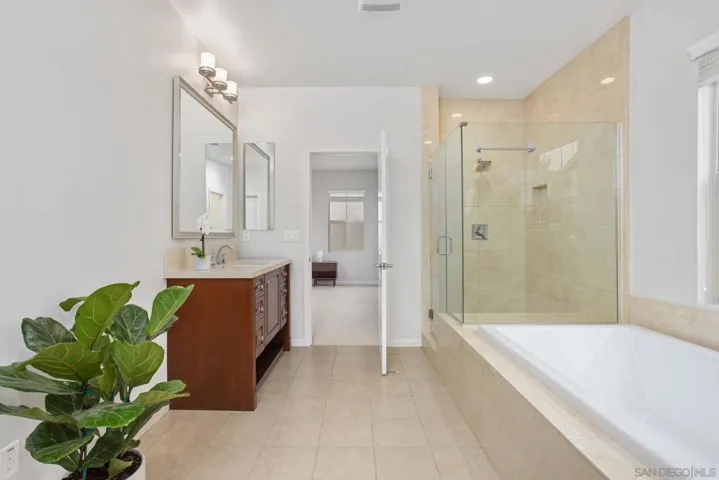 6736 Indio Way, San Diego, California 92126