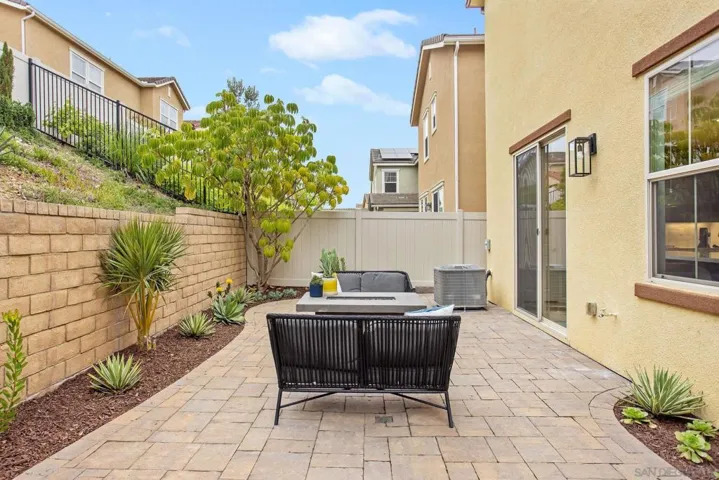 6736 Indio Way, San Diego, California 92126