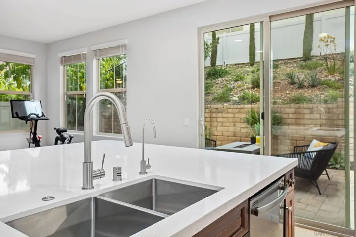 6736 Indio Way, San Diego, California 92126