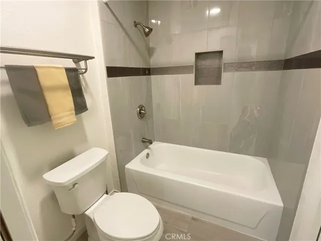 25601 Mont Pointe 6d, Lake Forest, California 92630