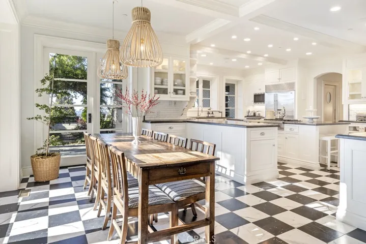 27 Burning Tree Circle, Newport Beach, California 92660