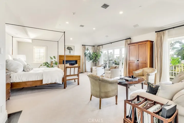 27 Burning Tree Circle, Newport Beach, California 92660