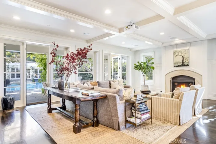 27 Burning Tree Circle, Newport Beach, California 92660